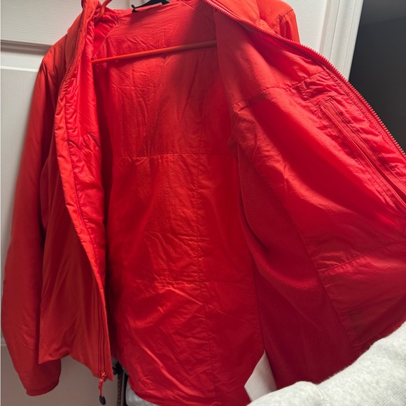 Arc’teryx LT Atom Hoody - Picture 10 of 13